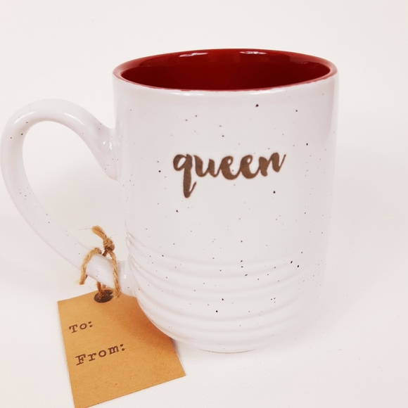 NEW Gift Set 'Queen' Coffee Mug & Striped Blanket - Picture 2 of 8